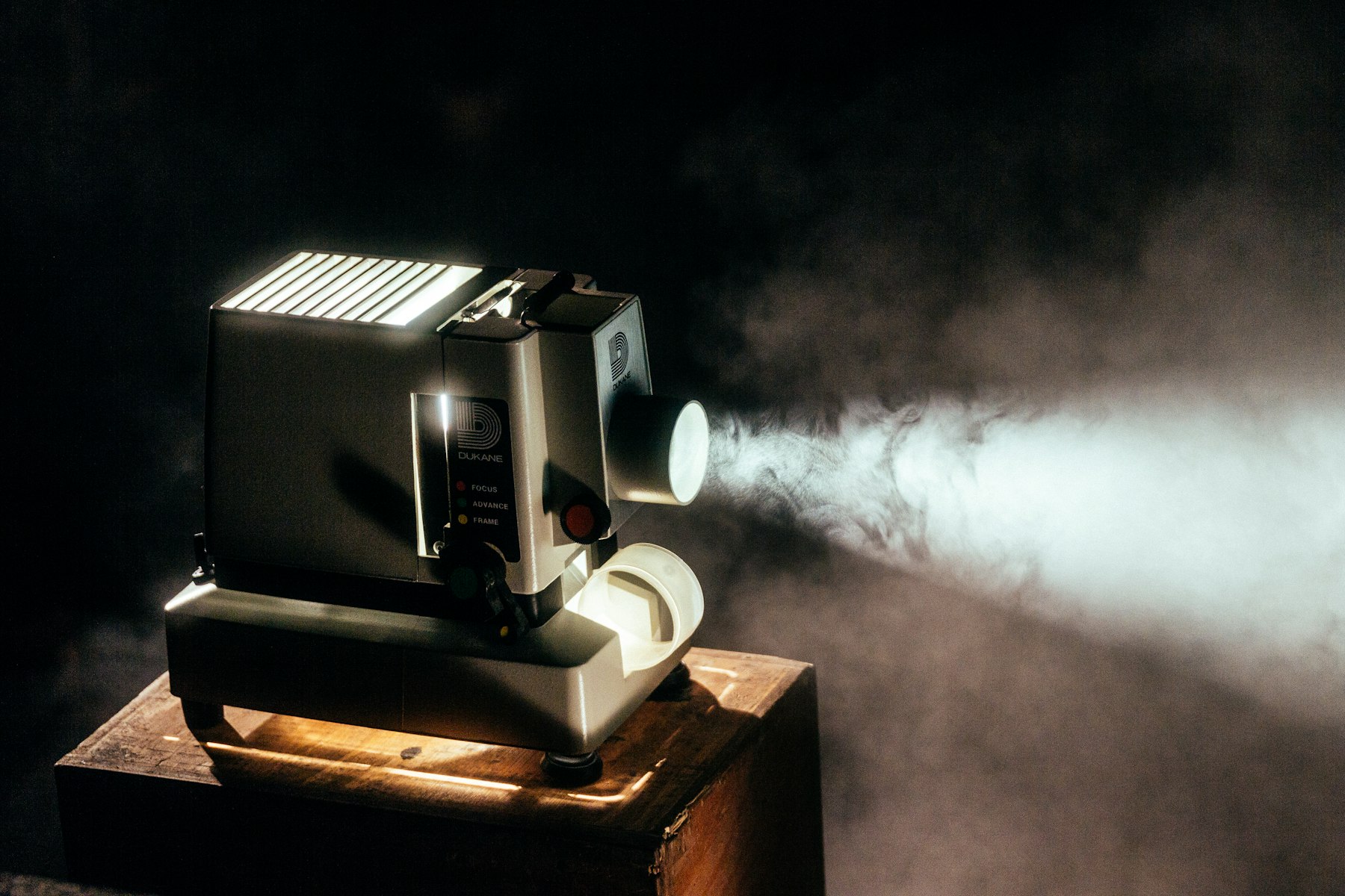 Rollos de película de cine antiguos listos para digitalizar